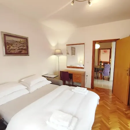 Dario Apartman *